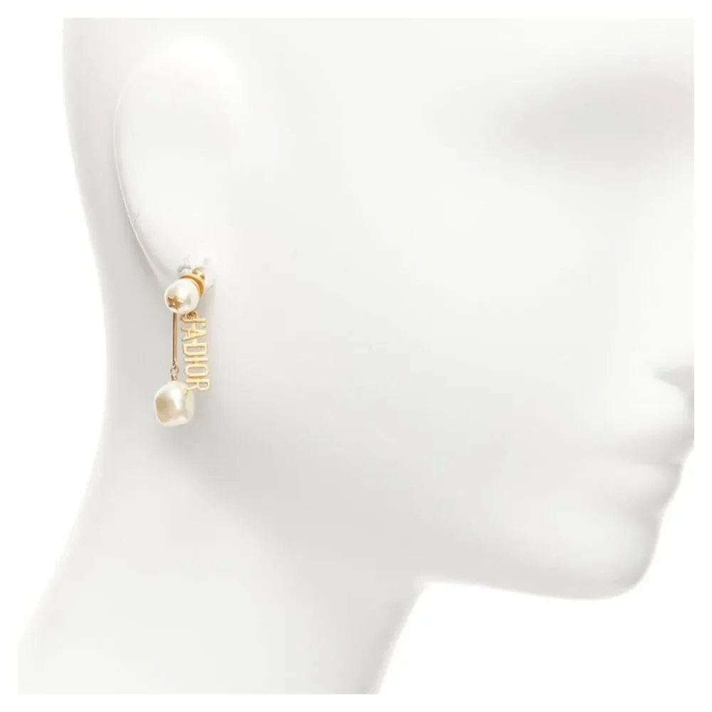 Dior Pearl Star Asymmetric Earrings